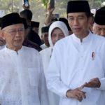 Obituari Gus Sholah (2): TERPIKAT POLITIK