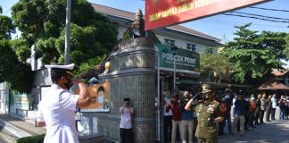 Jelang HUT TNI, Pangkoarmada 2 Ziarah ke Makam GusDur