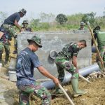 Satgas TMMD Kodim Lamongan Bangun Tandon Distribusi Air