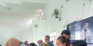 Antusias masyarakat memanfaatkan Operasi Pasar Murni (OPM) sejak Senin (3/4) sampai (12/4) di 21 titik kelurahan.(ft/Triyani)