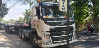 Kendaraan truk yang terlibat kecelakaan di jalan raya Catakgayam, Kecamatan Mojowarno, Kabupaten Jombang, Jawa Timur.