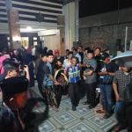 Jenazah Kapolsek Prajurit Kulon Kota Mojokerto, Kompol Maryoko saat akan dimakamkan.