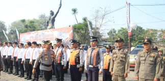 Apel gelar pasukan operasi mantap praja, di lapangan Mapolres Mojokerto, Senin (19/8/2024).