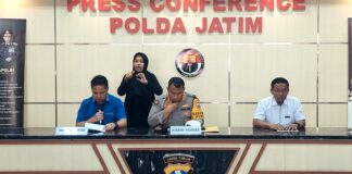 Konferensi pers di Mapolda Jatim