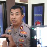 Wakapolres Jombang Kompol Hari Kurniawan saat dimintai keterangan./bongkah.id/Karimatul Maslahah/