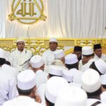 Pjs. Bupati Sidoarjo Muhammad Isa Ansori hadiri Majlis Dzikir Maulidurrasul SAW Al-Khidmah di Masjid Agung Sidoarjo.