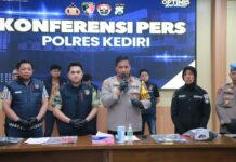 Konferensi pers Polres Kediri.