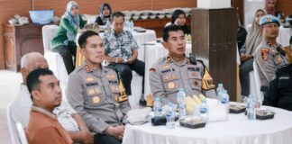 Kapolres Jombang AKBP Eko Bagus Riyadi saat memberikan sambutan pada kegiatan anev tahun 2024 di Mapolres Jombang./bongkah.id/Karimatul Maslahah/