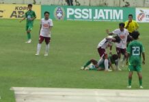 Pertandingan PSID Jombang vs PS Surabaya Muda di stadion Jenggolo Sidoarjo.