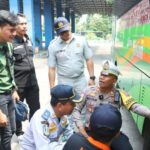 Pemeriksaan bus di terminal Kertajaya Mojokerto.