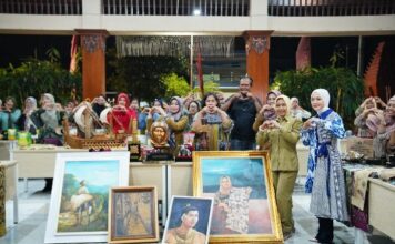 Promosi dan kurasi produk UKM dan IKM Kota Mojokerto. Foto/dok Humas Pemkot /