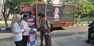 Kegiatan edukatif dalam rangka memperingati Hari Keterbukaan Informasi Nasional (HKIN) di Kota Mojokerto, Rabu (30/4/2025).
