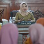 Wali Kota Mojokerto Ika Puspitasari saat Pendapa Sabha Kridatama, Rumah Rakyat Kota Mojokerto, Selasa (6/5/2025).