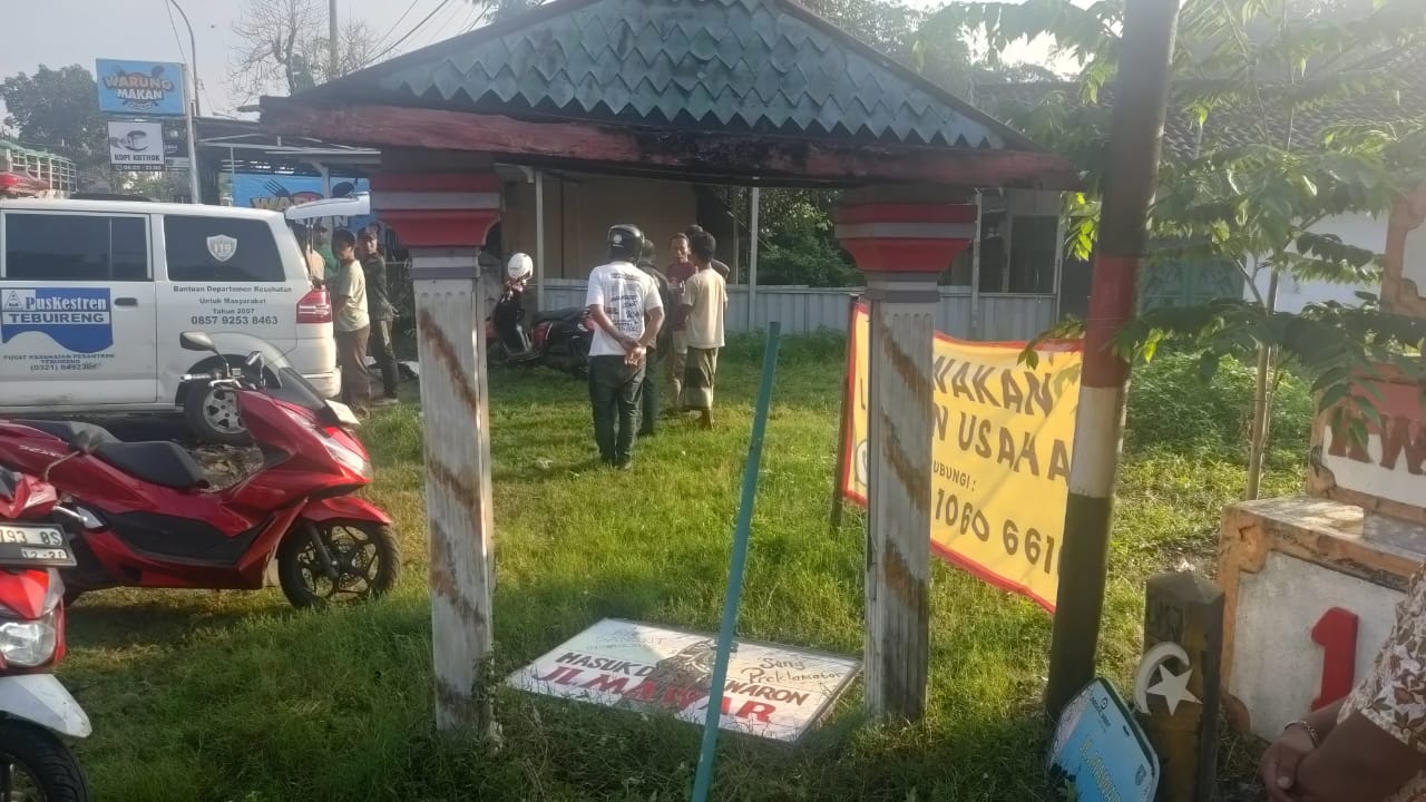 1000753017 lokasi kejadian lakalantas di jalan raya Desa Kwaron, Diwek, Jombang./bongkah.id/Karimatul Maslahah/