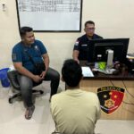 Pengedar narkoba saat diamankan polisi di Jombang.