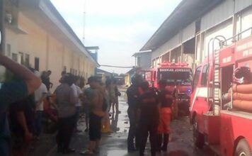 Pasca pembasahan gudang penggorengan PT Palosari Unggul Jaya Mojokrapak Jombang./bongkah.id/Karimatul Maslahah/
