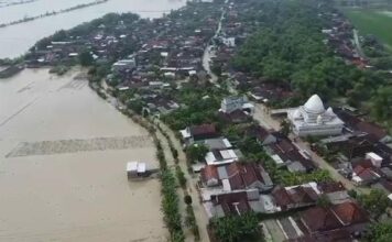 Kondisi banjir di Desa Bakalanrayung, Kecamatan Kudu, Kabupaten Jombang.