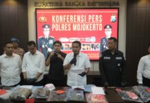 Kasat Reskrim Polres Mojokerto, AKP Nova Indra saat rilis di Polres Mojokerto. (Dok Humas Polres Mojokerto)