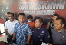 Kasatreskrim Polres Jombang AKP Margono Suhendra saat memberikan keterangan./bongkah.id/Karimatul Maslahah/