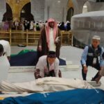 Prosesi pemakaman jemaah haji asal Jombang Imam Sucitro yang meninggal di tanah suci./bongkah.id/Karimatul Maslaha/
