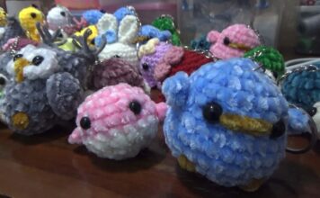 Boneka Rajutan Ala Jepang Karya Emak-Emak. (Bongkah.id/Muhammad Hatta)