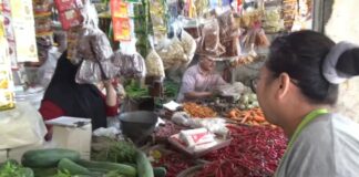 Pedagang cabai di pasar pon Jombang./bongkah.id/Karimatul Maslahah/