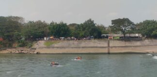 tim SAR saat melakukan upaya pencarian korban di rolak songo Mojokerto./bongkah.id/Karimatul Maslahah/