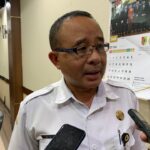 Kepala BKPSDM Jember Sukowinarno saat dikonfirmasi sejumlah wartawan. Bongkah.id/Muhammad Hatta/