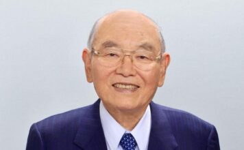 Shunsaku Tamiya (1934–2025), Chairman Tamiya Corporation. Foto oleh Tamiya USA.