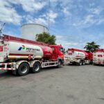 Truk tangki Pertamina dikerahkan untuk penuhi kuota BBM Pertalite, Pertamax, dan Biosolar di Jember. Bongkah.id/Muhammad Hatta/