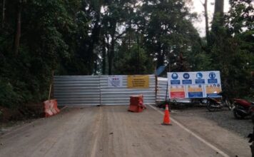 Jalur Gumitir Jember ditutup total