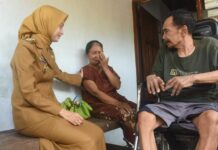 Mbak Wali menegaskan bahwa Pemerintah Kota Kediri akan terus hadir mendampingi warganya, terutama kelompok rentan,