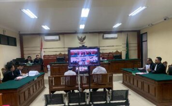 Proses Sidang Kasus Korupsi Mantan Wabup Bondowoso.