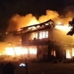 Gedung DPRD Kota Kediri dibakar demonstran. Istimewa