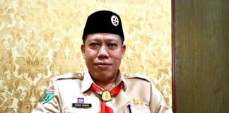 Foto : Kepala Disnaker Jombang, Isawan Nanang saat dimintai keterangan./bongkah.id/Karimatul Maslahah/
