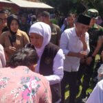 Gubernur Jatim Khofifah Saat Terima Keluhan Warga Jember.