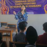 seminar bertajuk Optimalisasi Remaja dalam Membangun Generasi Sehat Tanpa Stunting di Desa Denanyar, Jombang./bongkah.id/Karimatul Maslahah/