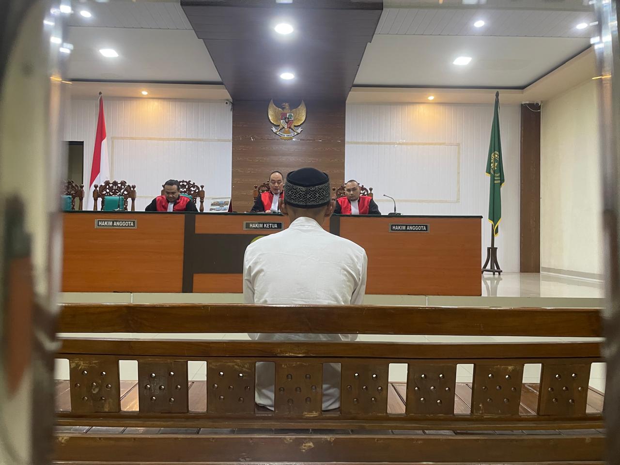IMG-20251016-WA0046 Sidang vonis Eko Fitrianto pelaku pembunuh disertai mutilasi di PN Jombang./bongkah.id/Karimatul Maslahah/
