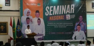 Kepala BNN Komjen Suyudi Ario Seto saat memberikan materi pada kegiatan seminar nasional di ponpes Tebuireng Jombang./bongkah.id/Karimatul Maslahah/