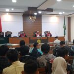 Suasana sidang vonis kasus pembunuhan siswi SMA di Jombang./bongkah.id/Karimatul Maslahah/