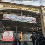 Ledakan di Masjid SMAN 72 Jakarta Lukai 20 Orang, Polisi Temukan Senjata Rakitan dan Molotov Foto ist (Pos Kota)