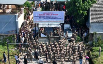 Pagar Pembatas Perumahan Mutiara Regency – Mutiara City, Sidoarjo, Akhirnya Dibongkar