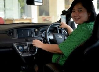 Rosa, Dokter Driver Grab, Bantu Persalinan Darurat di Taksi