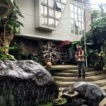 Galeri Q-One Sidoarjo: Ruang Seni yang Menyatukan Ferrari dan Jejak Peradaban (1)