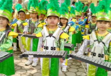 HUT ke-21 SMK Negeri 1 Jetis berlangsung meriah lewat lomba drum band anak yang diikuti 31 grup.