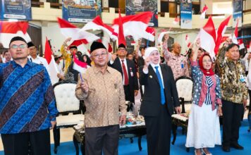 3.600 lulusan SMK dan LKP Jawa Timur diberangkatkan kerja ke luar negeri, terutama Jepang dan Korea Selatan melalui program vokasi internasional.