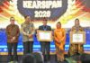 Cak Kartolo Raih Penghargaan dari ANRI untuk Registrasi Memori Kolektif Bangsa Maestro ludruk Surabaya, Cak Kartolo, resmi menerima penghargaan Registrasi Memori Kolektif Bangsa (MKB)