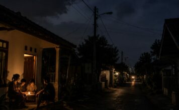 Pemadaman Listrik Mendadak di Surabaya Raya dan Mojokerto Dikeluhkan Warga, UMKM Ikut Terdampak