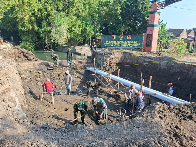 Jembatan Garuda Mojokerto Jembatan Garuda Mojokerto Dikebut, Progres Pembangunan Capai 45 Persen