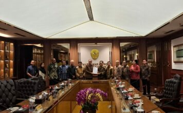 SMSI dan Mahkamah Agung Siapkan Ribuan Mediator Bersertifikat, Budaya Damai Jadi Solusi Kurangi Perkara SMSI Usulkan Cetak Ribuan Mediator Bersertifikat, Ketua MA Sunarto Sambut Baik